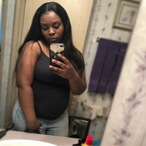 Meet your Posher, Crystal